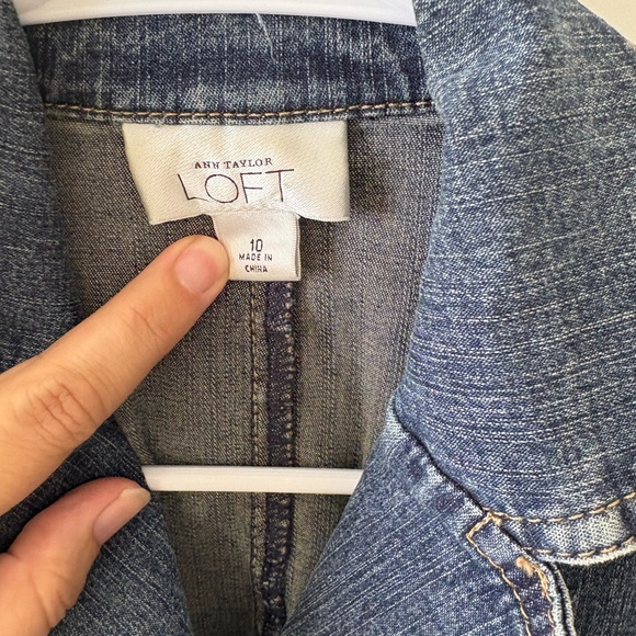 LOFT Classic Blue Jean Denim Jacket Size 10 - Picture 3 of 4